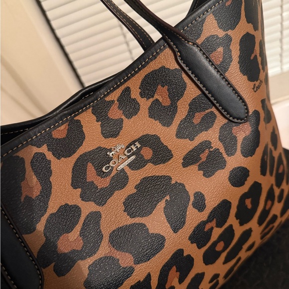 Authentic Coach Leopard Print Tote - Tan and Black (BRAND NEW) - Picture 9 of 12